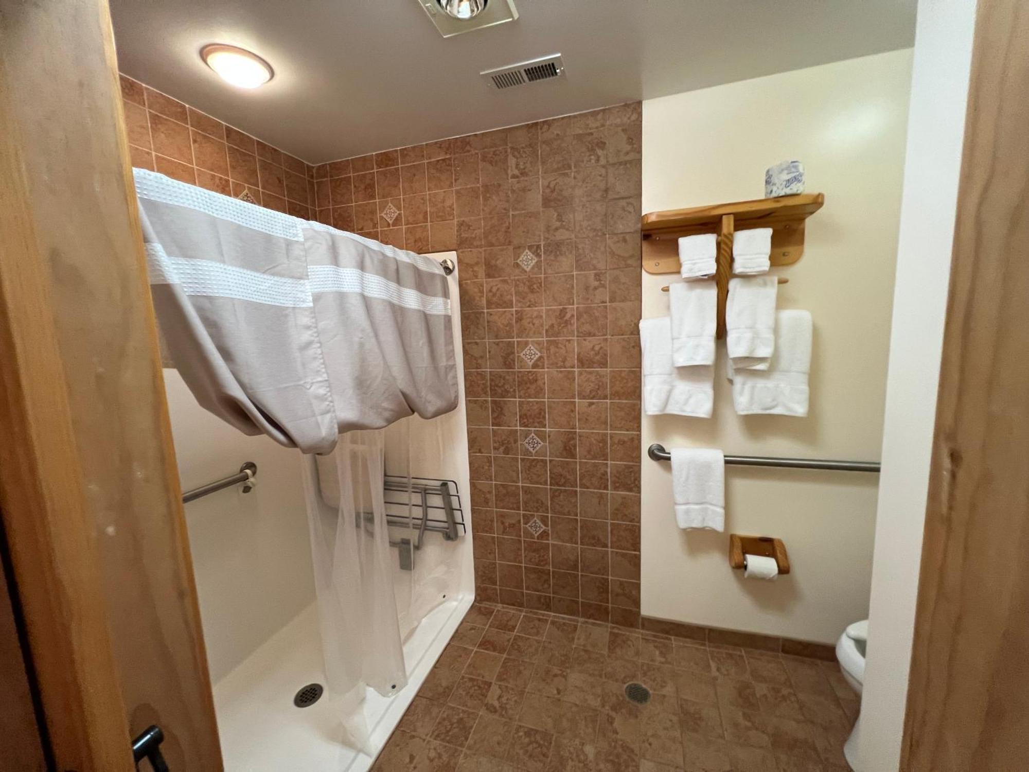 Outland Chalet & Suites Great Smoky Mountains Whittier Zewnętrze zdjęcie